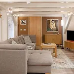 Apartment Kungs 2 *